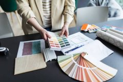 <b>室内装饰工程施工服务</b>